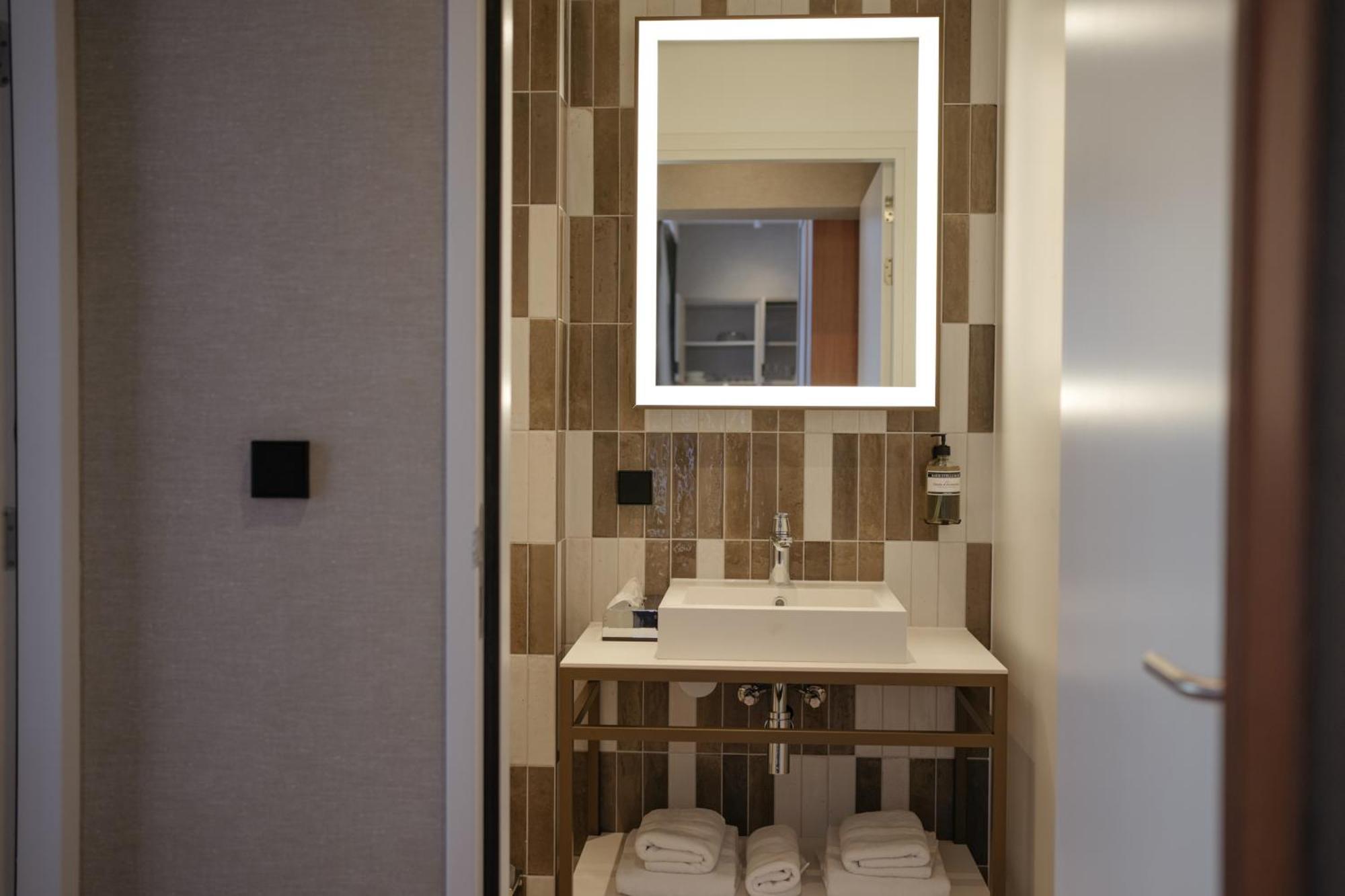 By Friso Den Haag - Scheveningen Hotel Luaran gambar